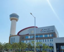 "쓰레기 소각장 맞아?" 전망대·사우나로 편견 깼더니 2만명 몰렸다[넷제로케이스스터디]