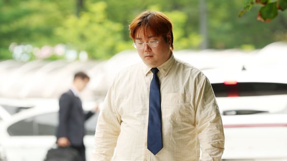 '강제추행 혐의' 항소 유재환, 몰라보게 달라진 모습