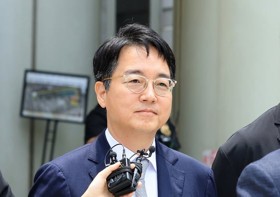 '내란 가담' 심우정 전 검찰총장 구속 피했다 썸네일
